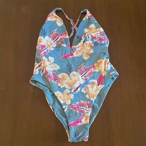 Roxy swim